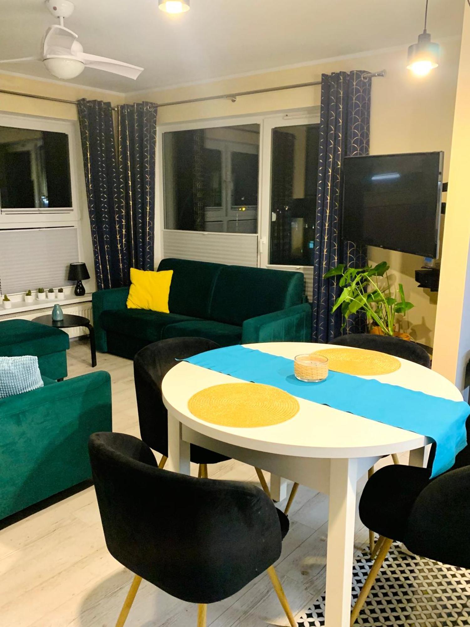 Caloroczny Apartament Perlowa Przystan Kolobrzeg Ngoại thất bức ảnh